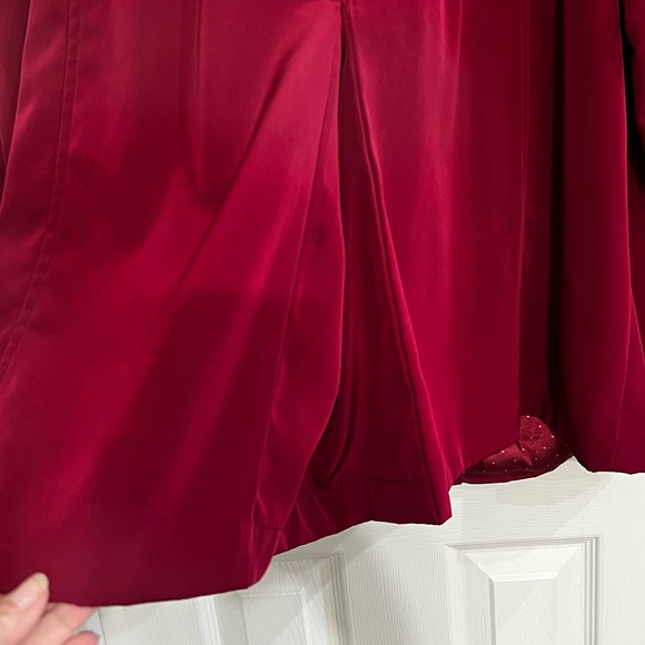 Merona, Single Breasted Water Repellent-Wine/Burgundy-Trench Rain Coat. - Picture 12 of 15